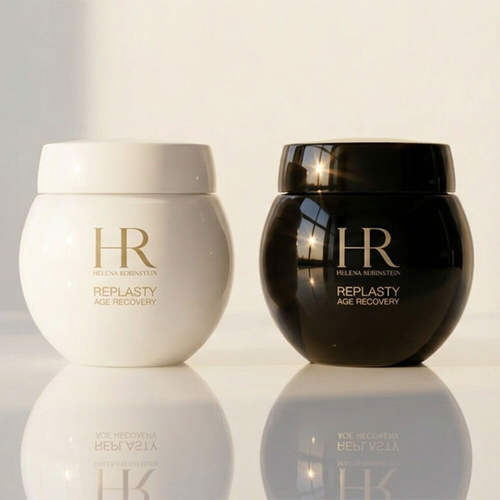 Tarros Replasty Age Recovery Day en un torbellino de textura cremosa.​