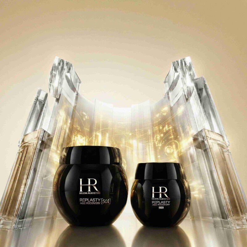 Tarros de Helena Rubinstein Replasty con fondo de cristal brillante.​