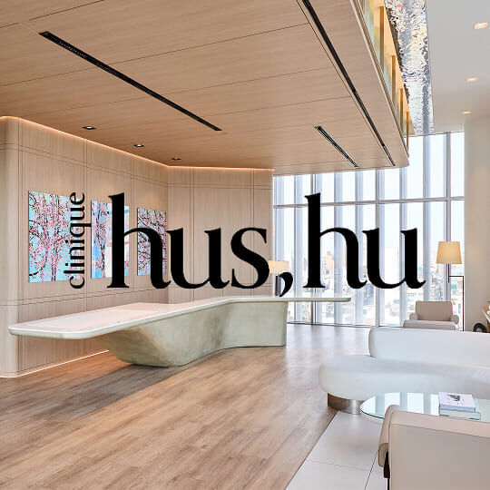 Colaboracion cientifica con hus, hu Clinic Seoul para garantizar un cuidado de la piel de alta eficacia y conocimientos especializados en dermatologia.